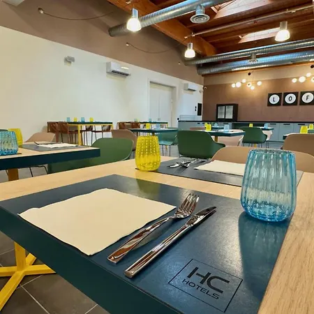 Hc Loft 3* Манербио